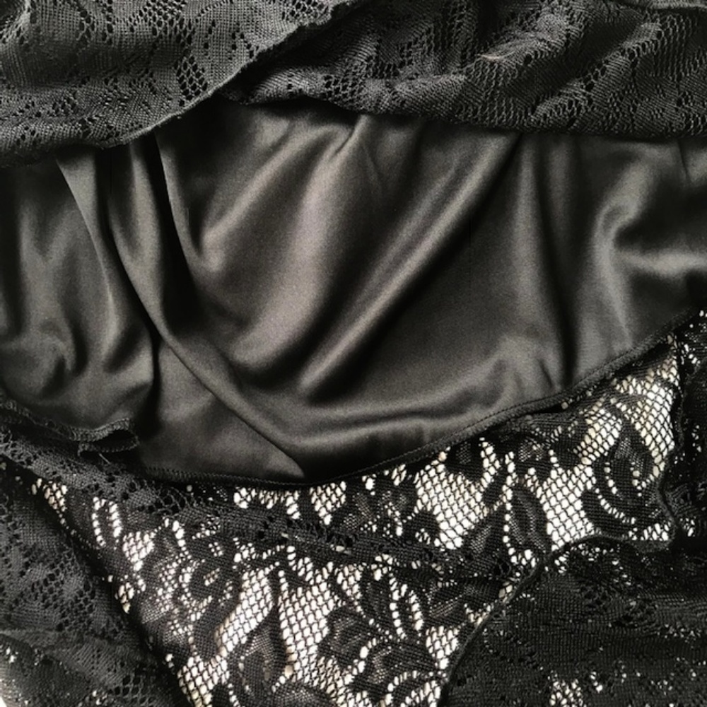 Trixxi Black Strapless Hi Low Crochet Dress NWT - Picture 7 of 8